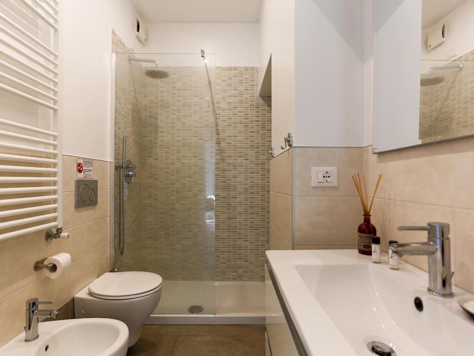 The Best Rent - Spacious Two Bedrooms Apartment Near Porta Romana Mailand Exterior foto